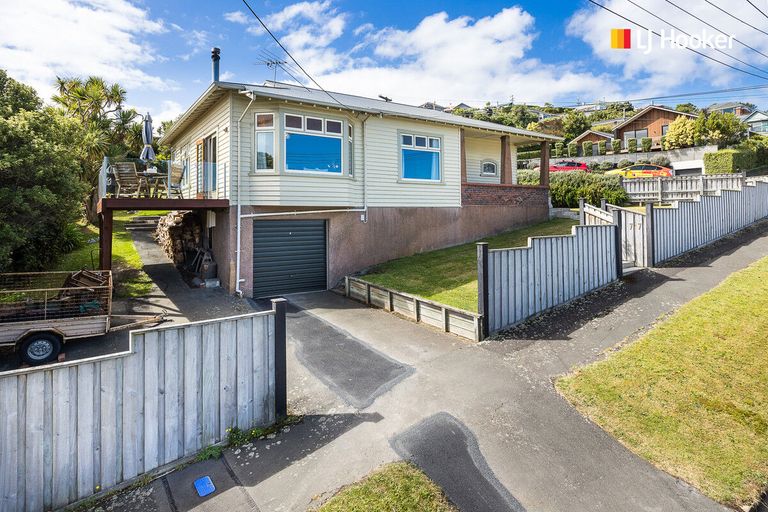 Photo of property in 77 Bayfield Road, Andersons Bay, Dunedin, 9013