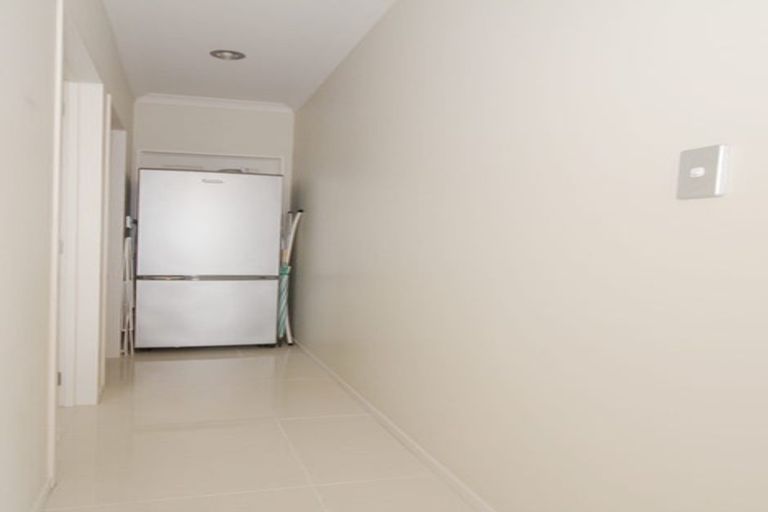 Photo of property in 97a Island Bay Road, Beach Haven, Auckland, 0626