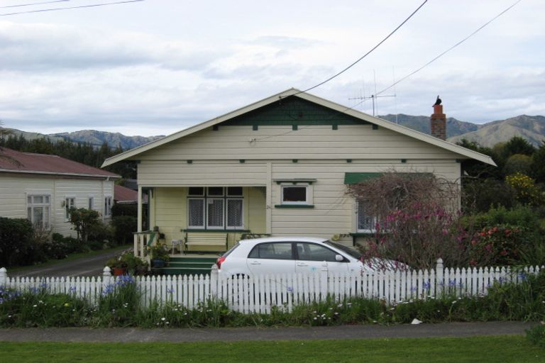 Photo of property in 26 Julyan Street, Shannon, 4821