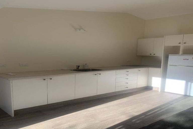 Photo of property in 7b Newcastle Street, Clyde, 9330