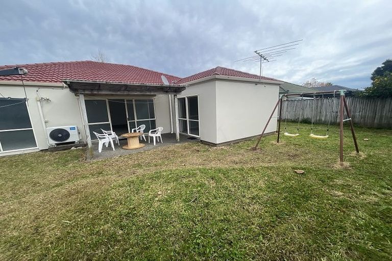 Photo of property in 5 Borris Close, East Tamaki, Auckland, 2016