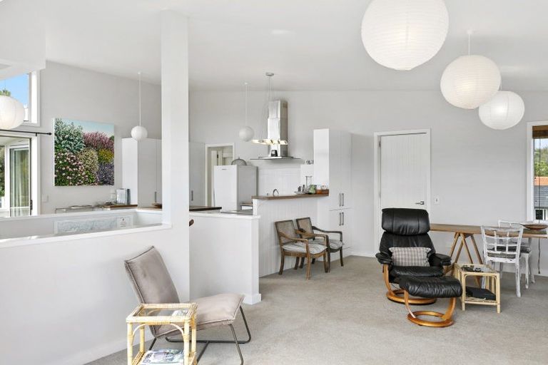 Photo of property in 35 Shepherd Road, Waipahihi, Taupo, 3330