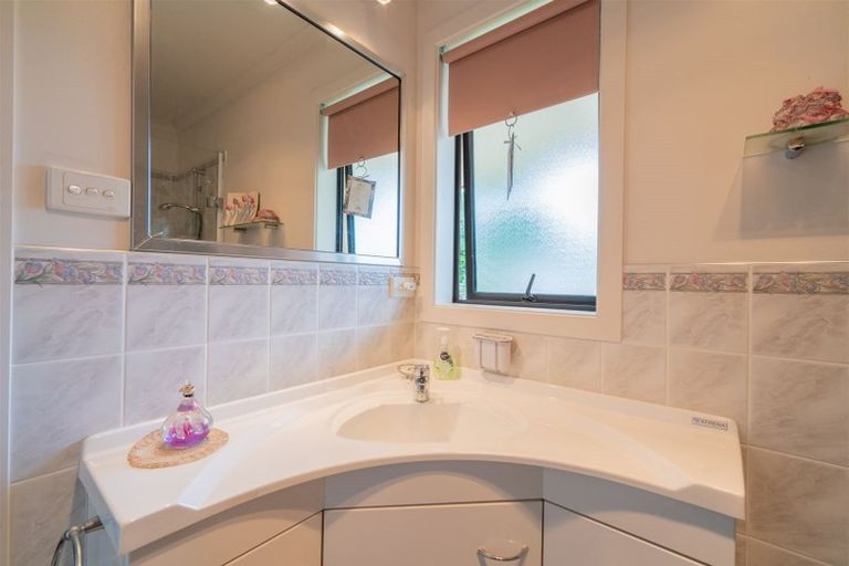 Photo of property in 39 Henry Street, Te Anau, 9600