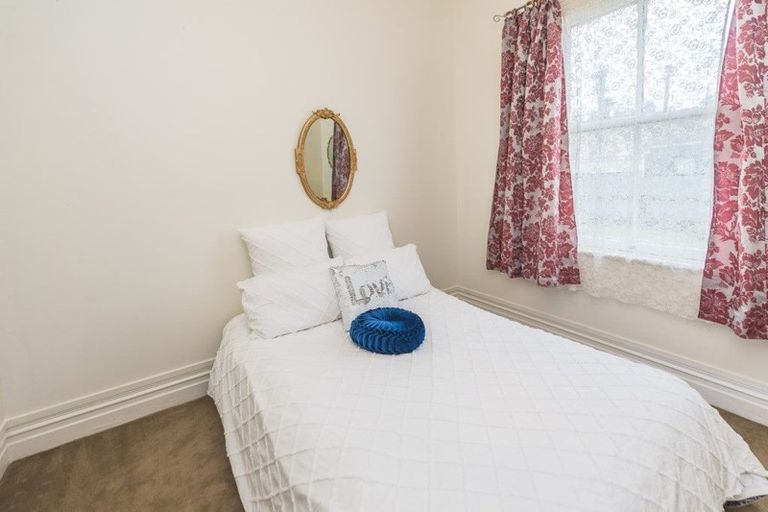 Photo of property in 17 Kelvin Street, Aramoho, Whanganui, 4500