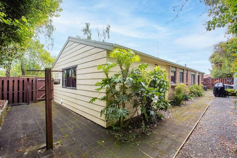 Photo of property in 5 Marlowe Drive, Leamington, Cambridge, 3432