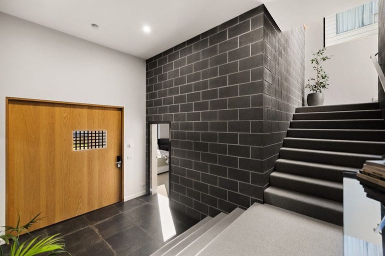 Photo of property in 594 Peninsula Road, Kelvin Heights, Queenstown, 9300