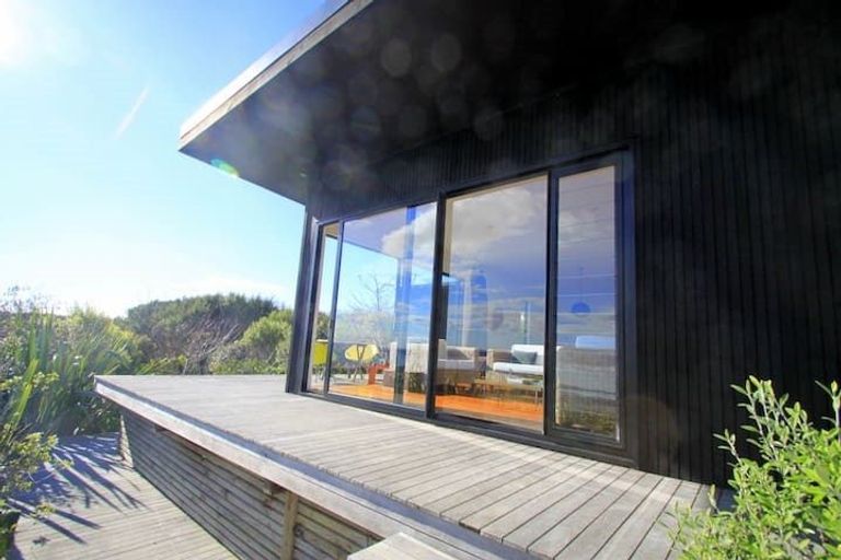 Photo of property in 3 Elizabeth Point Road, Kawau Island, 0920