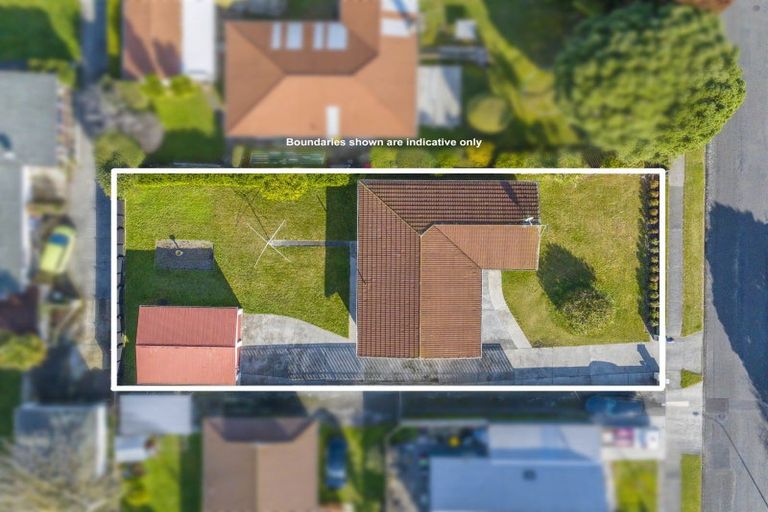 Photo of property in 11 Matai Street, Waikanae, 5036