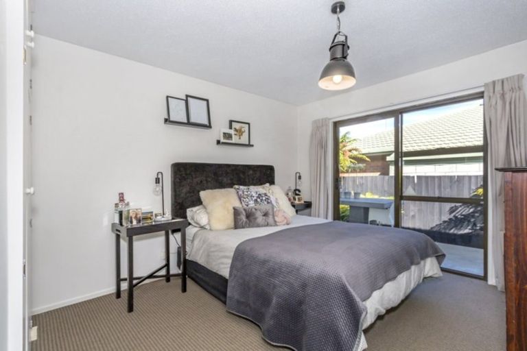 Photo of property in 2/12a Baretta Street, Somerfield, Christchurch, 8024