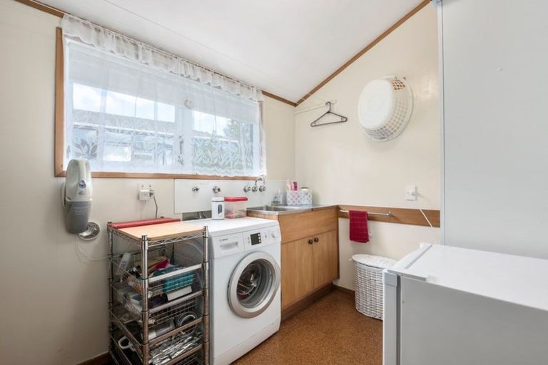 Photo of property in 76 Kairimu Street, Stokes Valley, Lower Hutt, 5019