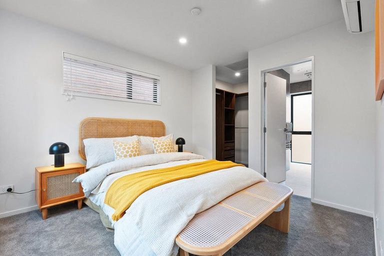 Photo of property in 73d Salamanca Road, Sunnynook, Auckland, 0620