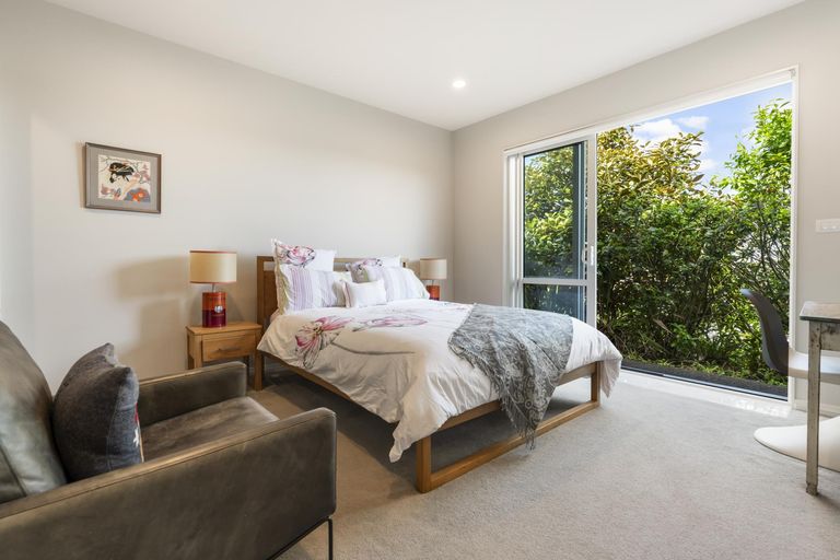 Photo of property in 33 Caldera Drive, Long Bay, Auckland, 0630