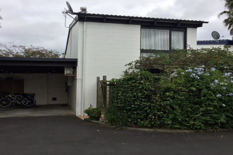 Photo of property in 3/28 Wolsley Avenue, Milford, Auckland, 0620