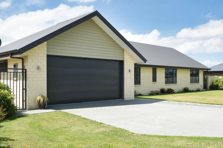 Photo of property in 6 Goldrich Grove, Netherby, Ashburton, 7700