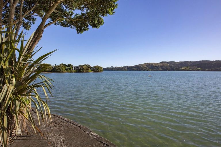 Photo of property in 58a Wallis Street, Raglan, 3225