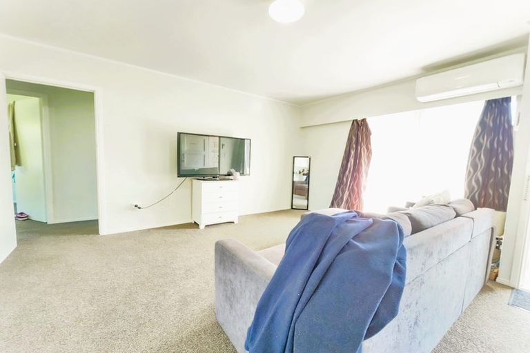 Photo of property in 28 Landscape Road, Papatoetoe, Auckland, 2025