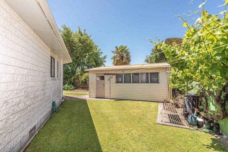 Photo of property in 8 Borlase Place, Aramoho, Whanganui, 4500