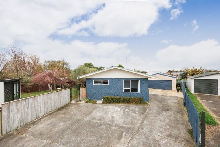 Photo of property in 17 Saturn Crescent, Milson, Palmerston North, 4414
