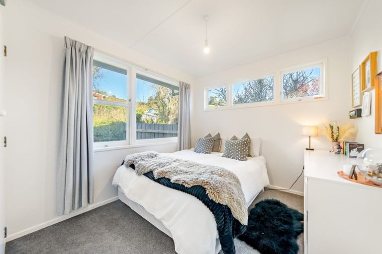 Photo of property in 10 Prestige Place, Maoribank, Upper Hutt, 5018