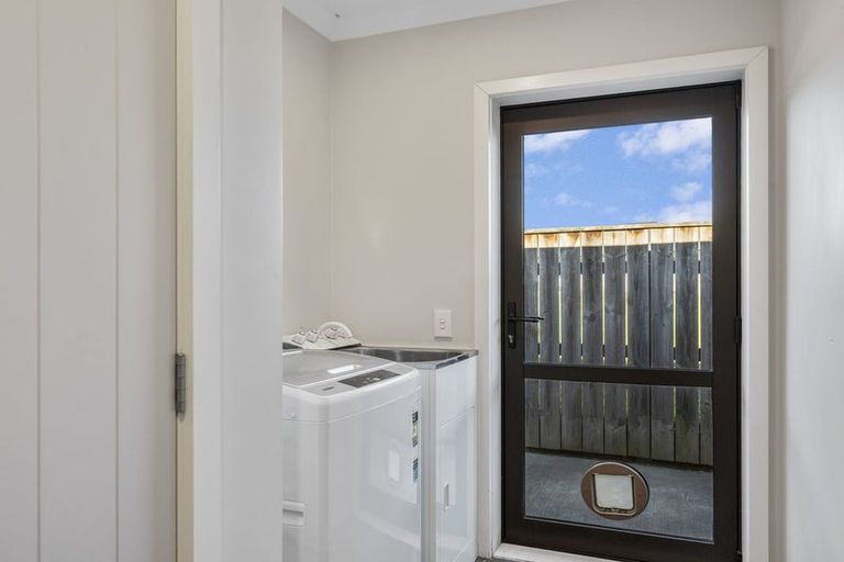 Photo of property in 8 Brompton Close, Richmond Heights, Taupo, 3330