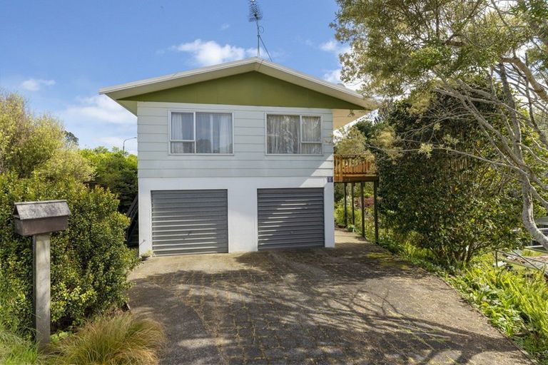 Photo of property in 14 Shaldon Crescent, Blagdon, New Plymouth, 4310