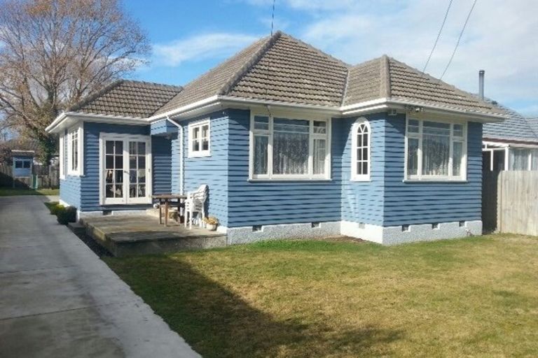 Photo of property in 70 Bassett Street, Burwood, Christchurch, 8083