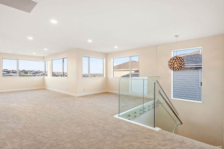 Photo of property in 16 Ormonde Drive, Silverdale, 0932