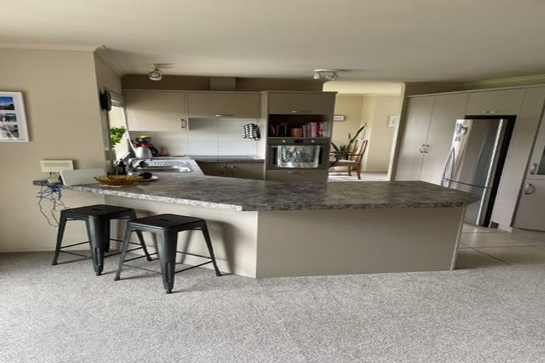 Photo of property in 17 Watkins Road, Cambridge, 3434