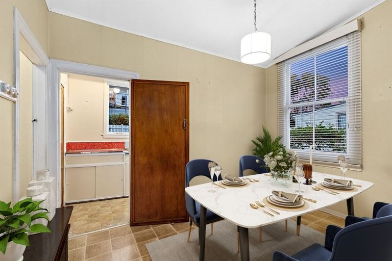 Photo of property in 64 Princes Street, Northcote Point, Auckland, 0627