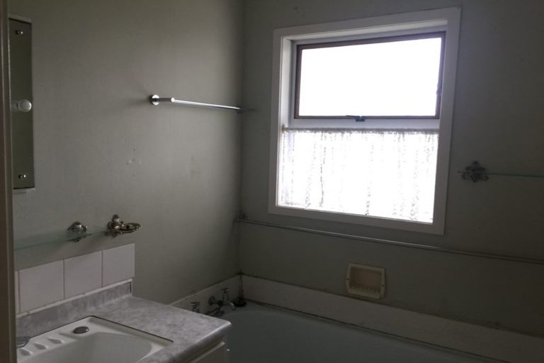 Photo of property in 2/38 Corunna Road, Milford, Auckland, 0620