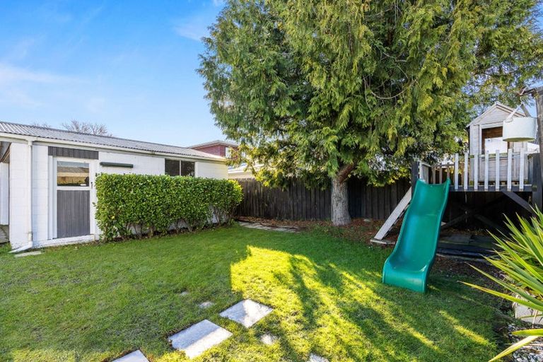 Photo of property in 29 Sturrocks Road, Redwood, Christchurch, 8051