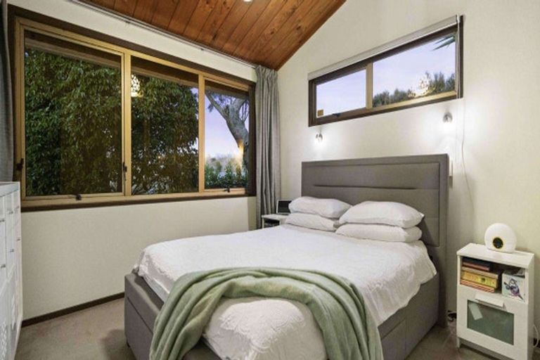 Photo of property in 35 Kurnell Drive, Botany Downs, Auckland, 2010