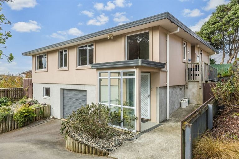 Photo of property in 63 The Drive, Tawa, Wellington, 5028