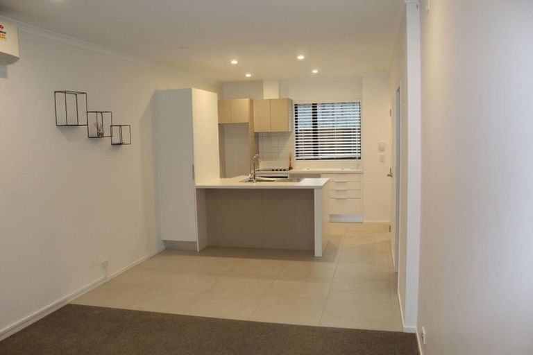 Photo of property in 24a Titoki Street, Te Atatu Peninsula, Auckland, 0610