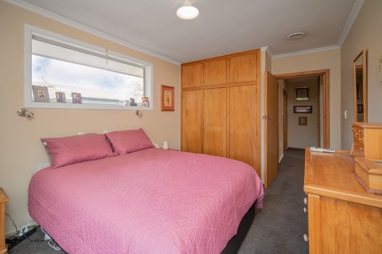Photo of property in 23 Colwyn Street, Bryndwr, Christchurch, 8053