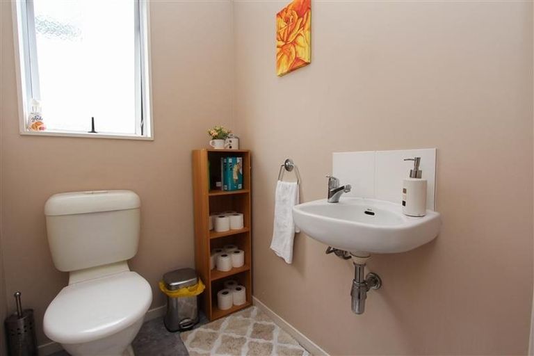 Photo of property in 4b Hogan Street, Hamilton East, Hamilton, 3216