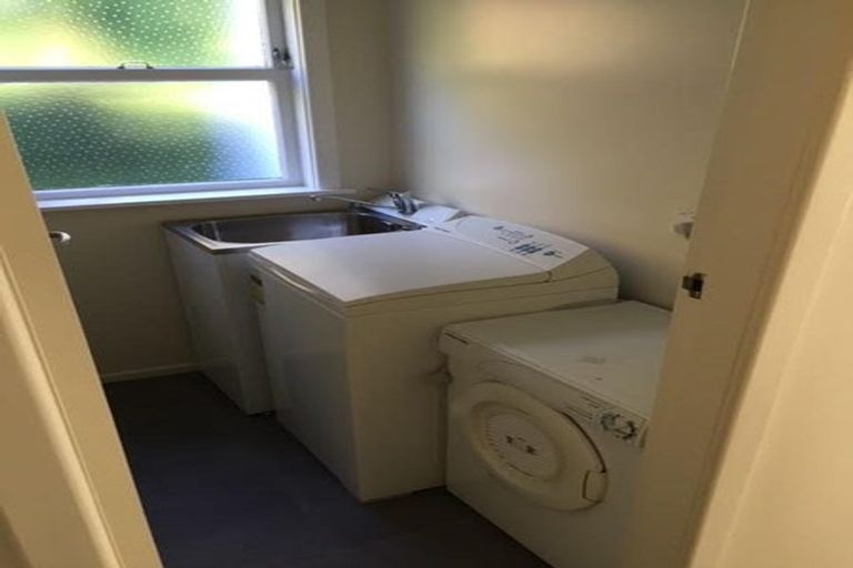 Photo of property in 24 Upton Terrace, Thorndon, Wellington, 6011