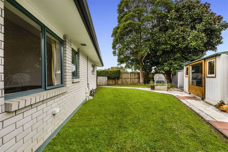 Photo of property in 18 Sample Road, Albany, Auckland, 0632