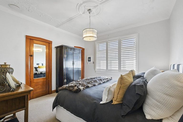 Photo of property in 11 Burns Street, Westown, New Plymouth, 4310