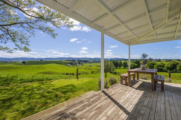 Photo of property in 332 Harwoods Road, Tapapa, Tirau, 3485