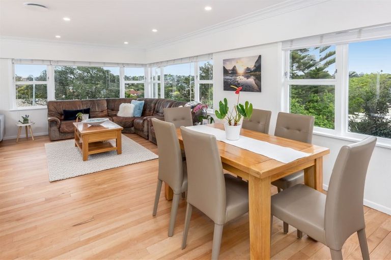 Photo of property in 14 Addis Place, Shelly Park, Auckland, 2014