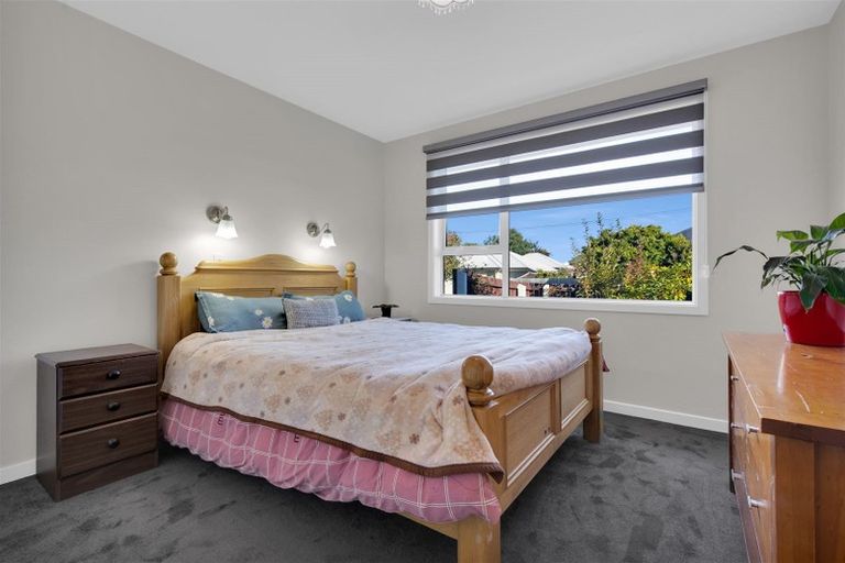 Photo of property in 1/108 Staveley Street, Avonhead, Christchurch, 8042