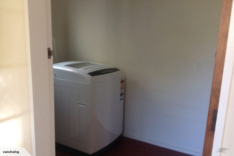 Photo of property in 40 Hinau Street, Woburn, Lower Hutt, 5011