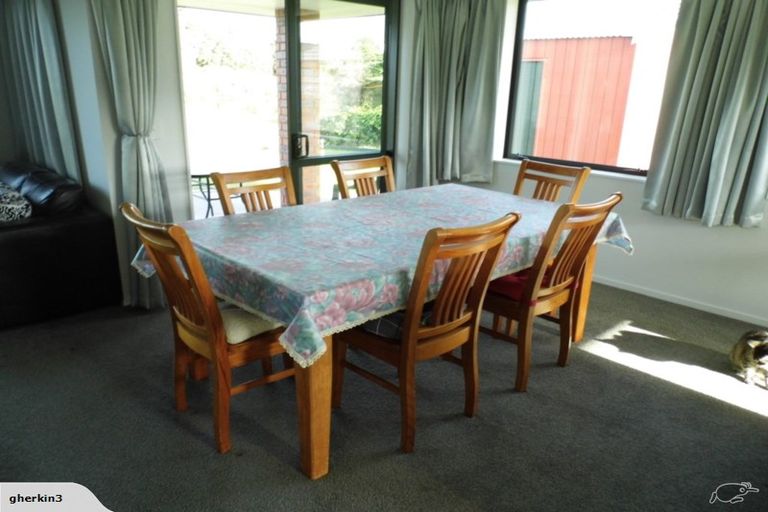 Photo of property in 6 Pukeko Street, Ruakaka, 0116