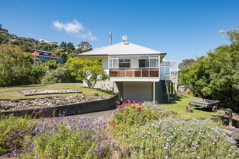 Photo of property in 39 Tosswill Road, Tahunanui, Nelson, 7011