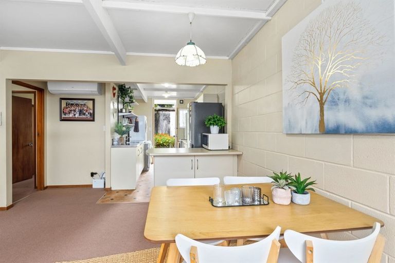 Photo of property in 3/340 Te Atatu Road, Te Atatu South, Auckland, 0610