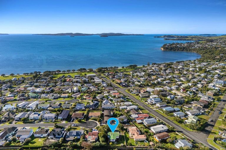 Photo of property in 18 Tara Place, Snells Beach, 0920