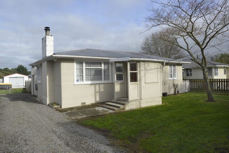 Photo of property in 63 Victoria Street, Carterton, 5713