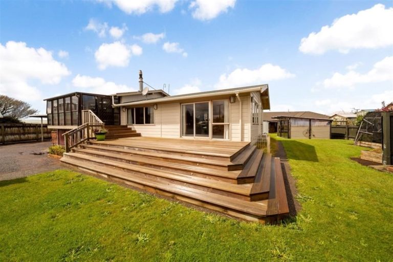 Photo of property in 4c Clive Street, Hawera, 4610