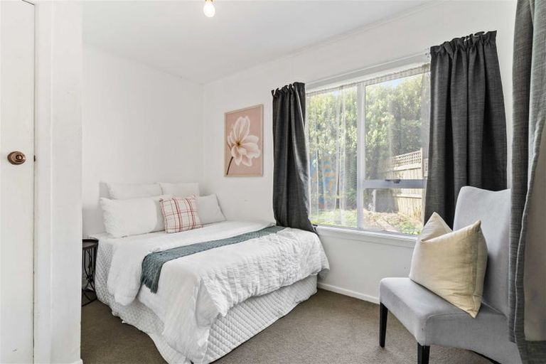 Photo of property in 1/161a Mokoia Road, Birkenhead, Auckland, 0626